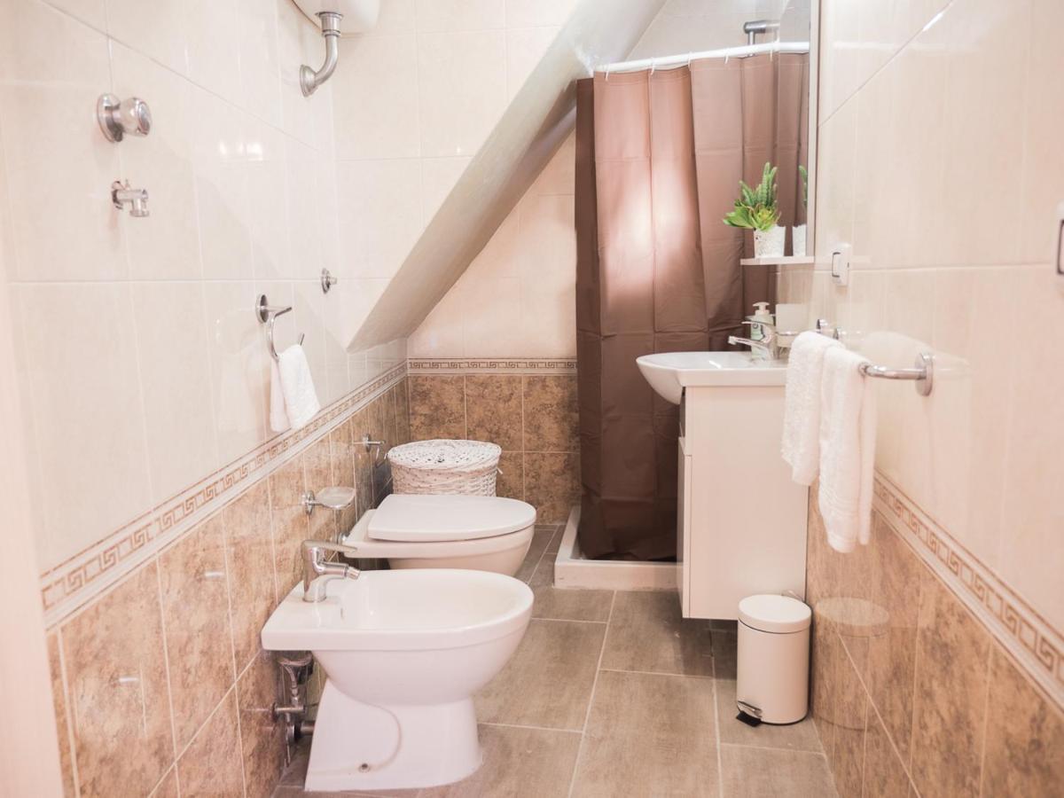 Chiaia Premium Flat, Naples Center, Near Seaside Apartment ภายนอก รูปภาพ